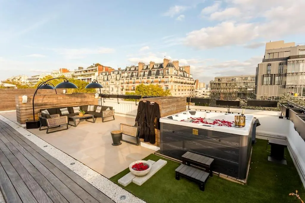 Penthouse 126 Jacuzzi Terrasse Paris 16 Apartment France